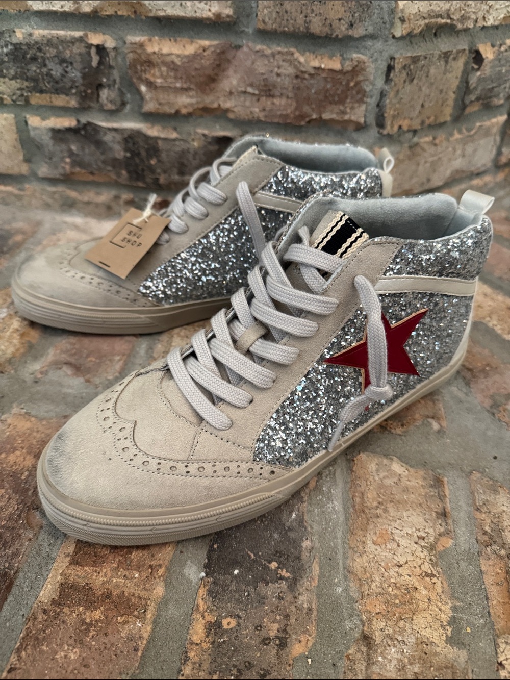Shu Shop Silver Glitter High-Top Sneakers w/ Red Star Accent - NWT Size 11